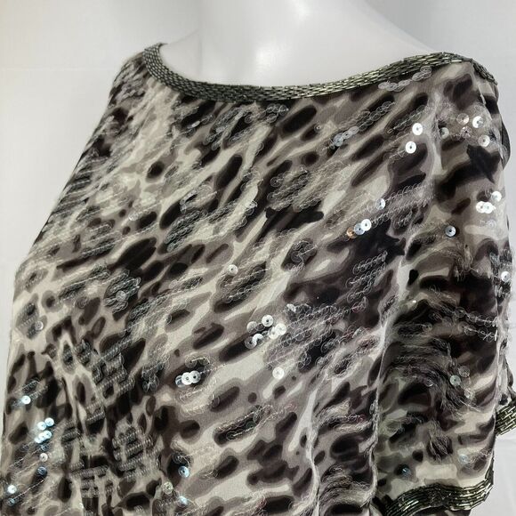 BCBG MAXAZRIA Shirt Womens Sz M Black Gray Animal Print Silk Chiffon Crop Sequin - Picture 2 of 8